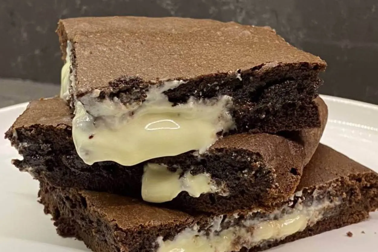 Beyaz Çikolata Browni